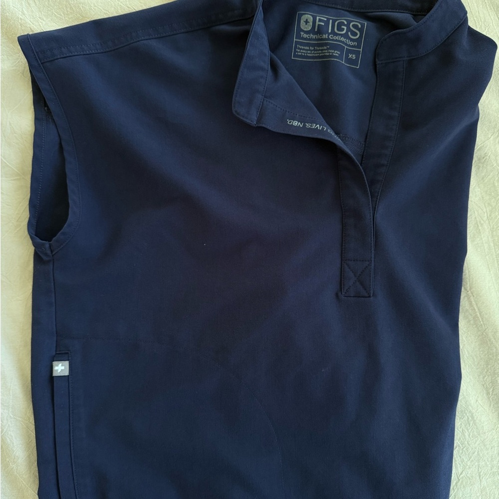 Figs Women’s Rafaela Scrub Top